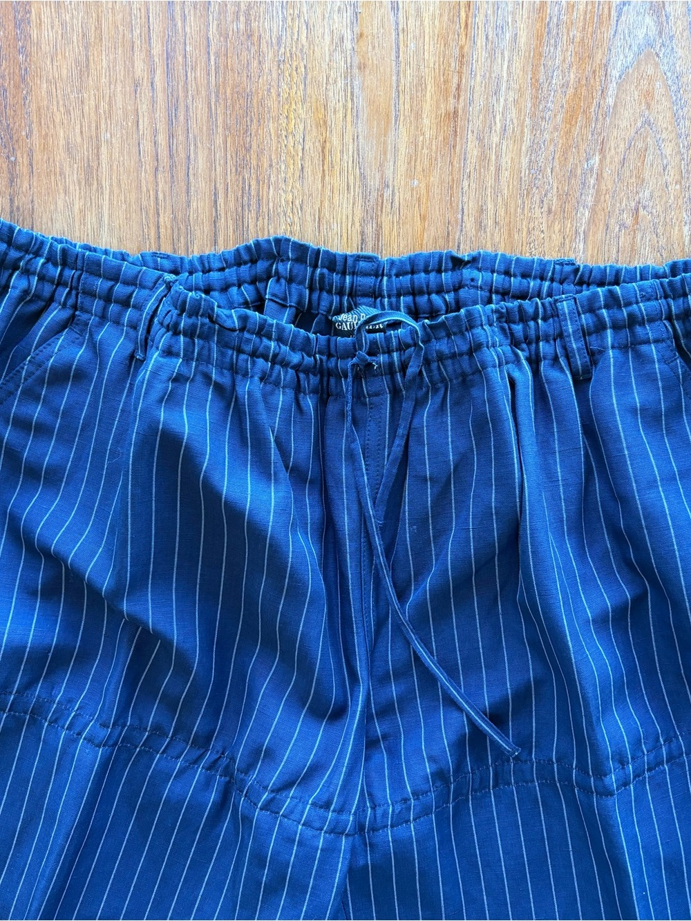 Jean Paul Gaultier Navy Pinstripe Gathered Drawstring Shorts - Picture 12 of 14